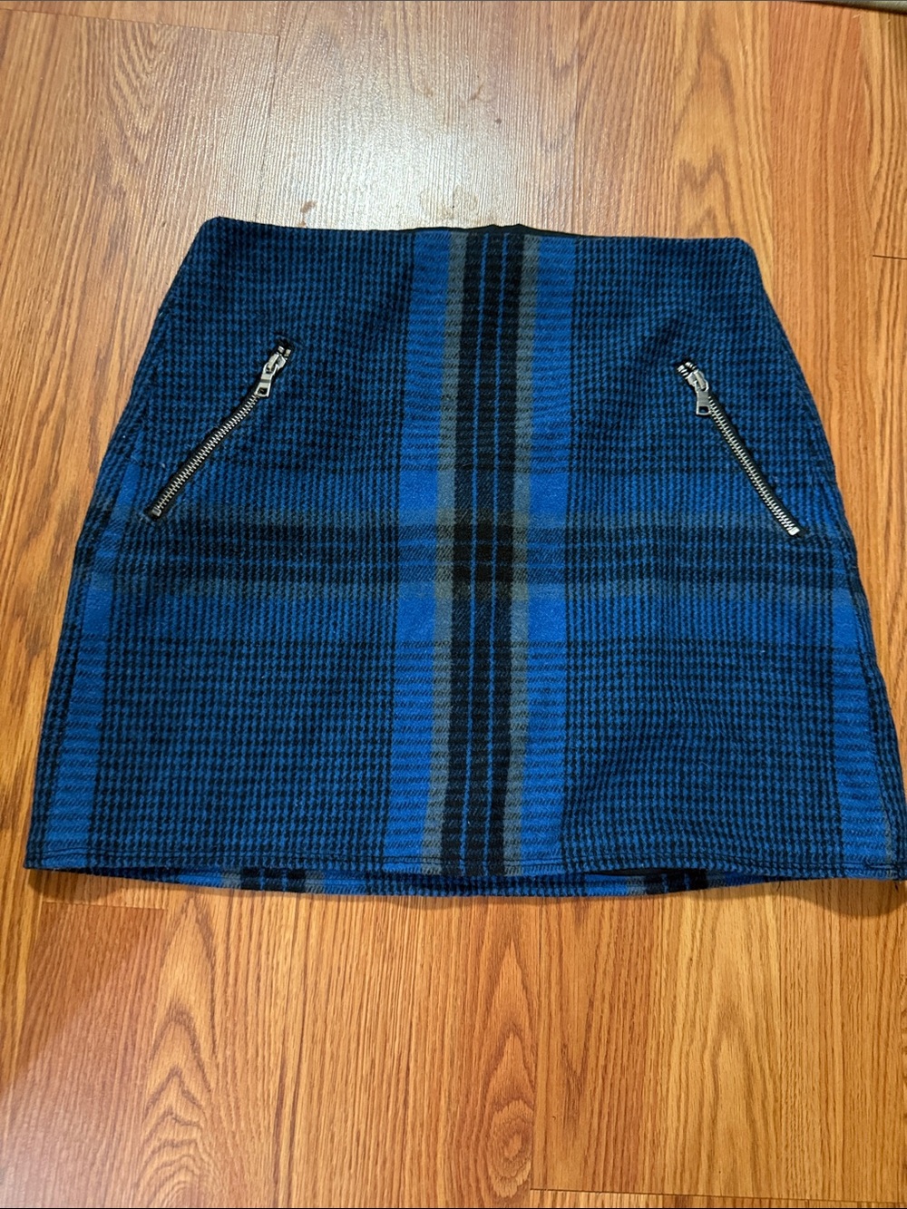 GAP Blue Plaid Mini Skirt with Silver Zippers vintage feel